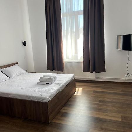 The Dot Hotel Mediaş Eksteriør billede